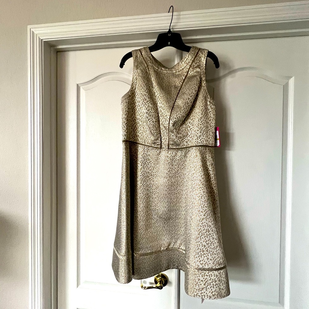 Gold Vince Camuto dress size 14 NWT